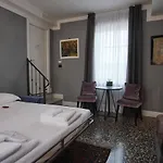 فندق Capriccio Art