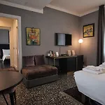 فندق Capriccio Art سيرّافالّي سكريفِيا