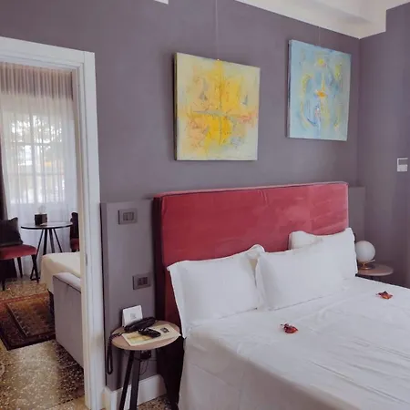 Capriccio Art Hotel 4*