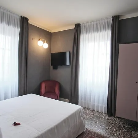 Hotel Capriccio Art