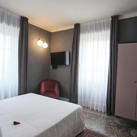 Hotel Capriccio Art