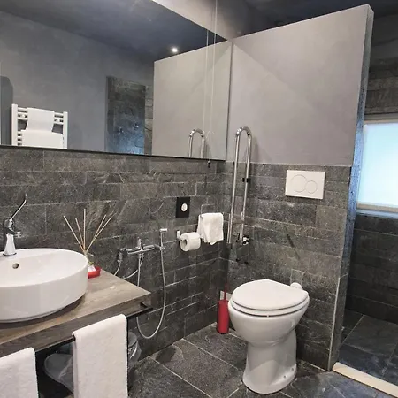 Capriccio Art Hotel 4*