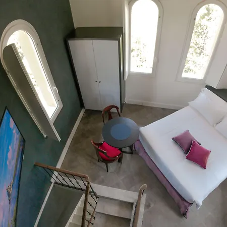 فندق Capriccio Art 4*