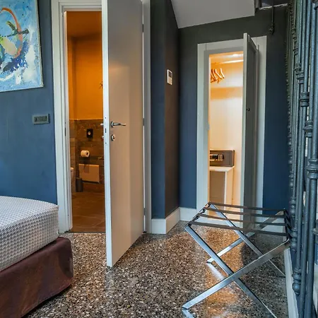 Capriccio Art Hotel 4*