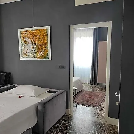Capriccio Art Hotel 4*